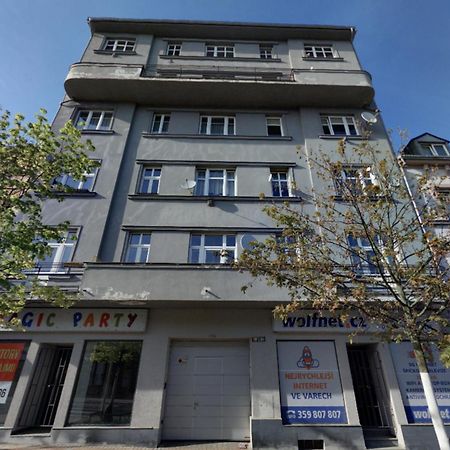 Large 3 Bedroom Apartment With City Skyline View Karlovy Vary Extérieur photo