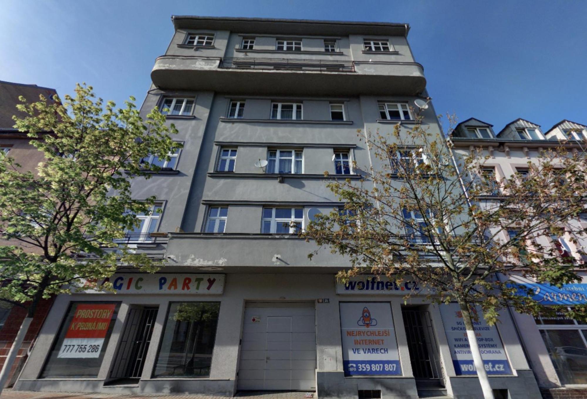 Large 3 Bedroom Apartment With City Skyline View Karlovy Vary Extérieur photo